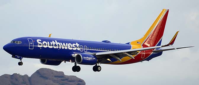 Southwest Boeing 737-8H4 N8663A, Phoenix Sky Harbor, December 20, 2015